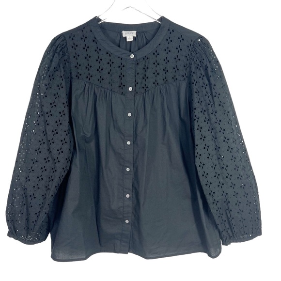 J.CREW Black Mixed Media Eyelet Blouse with Balloon Sleeve and button detail - Picture 2 of 8
